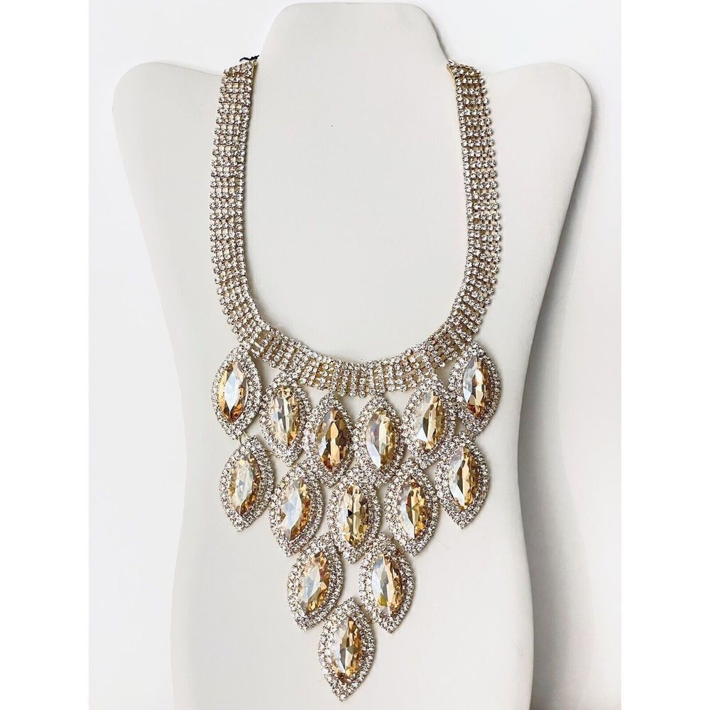 NWT Gorgeous!! Natasha Cascade Bib Gold white Crystal Stones Statement Necklace